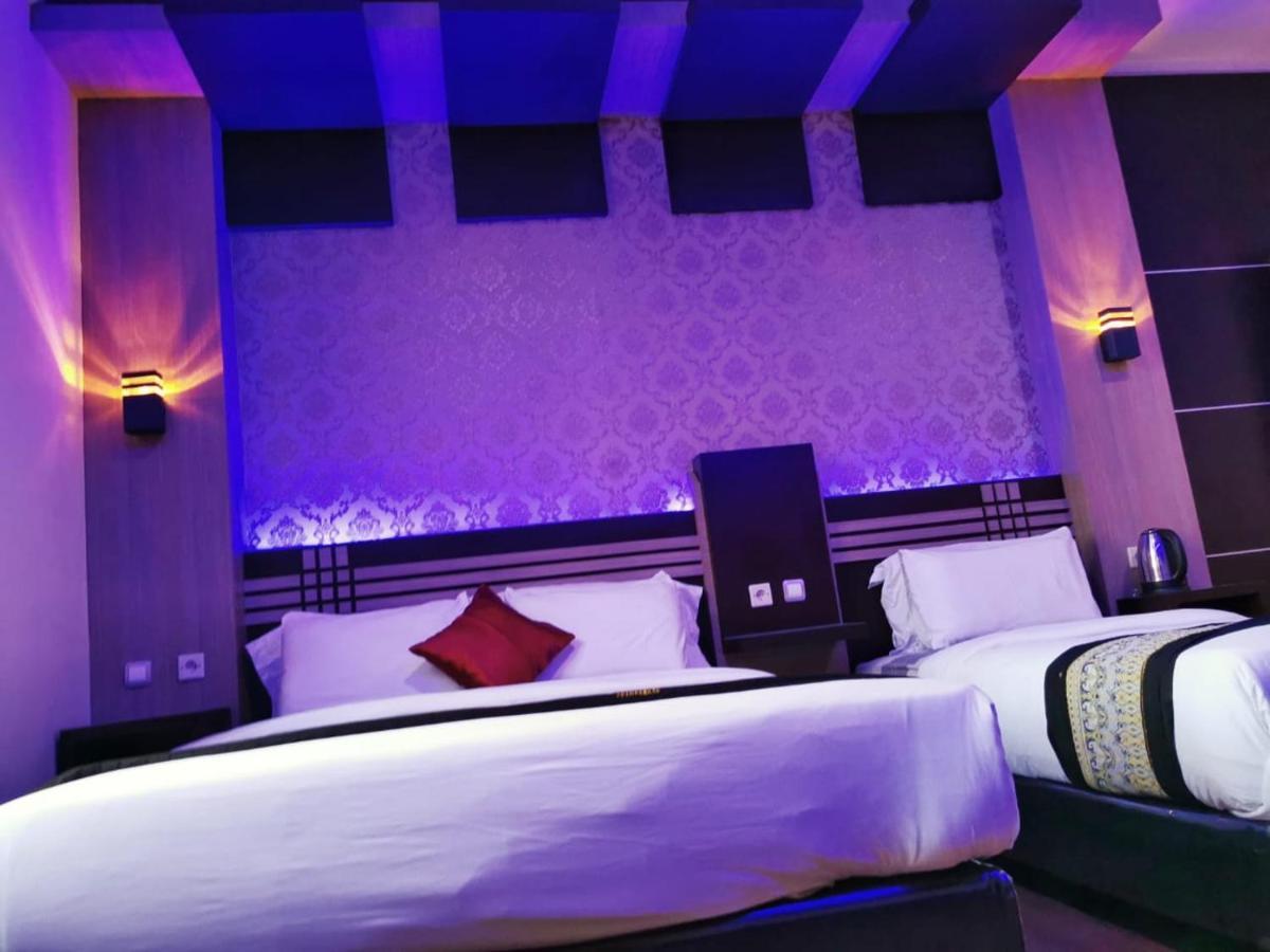 Oyo 822 Hotel Mukti Jaya Purwokerto Exteriör bild