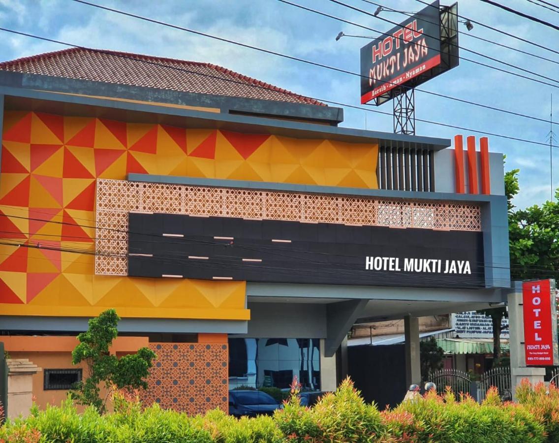 Oyo 822 Hotel Mukti Jaya Purwokerto Exteriör bild